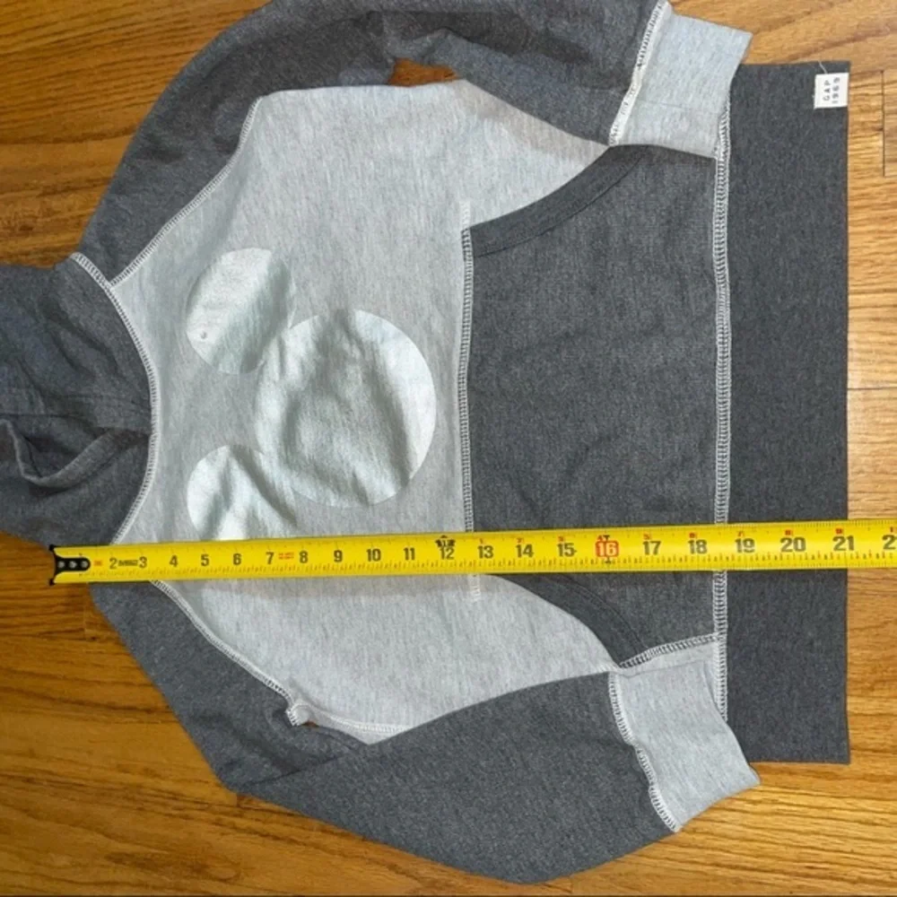 EUC gap Mickey sweatshirt